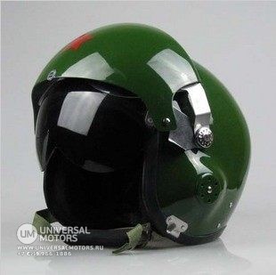 Шлем мотоциклетный зеленый, со звездой